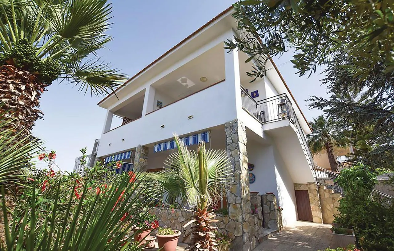 Comfortable Apartment In San Giorgio 90 M² + Private Garden Sciacca 0*,